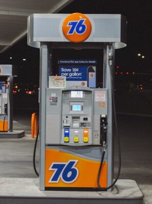 avoid gas station pumping